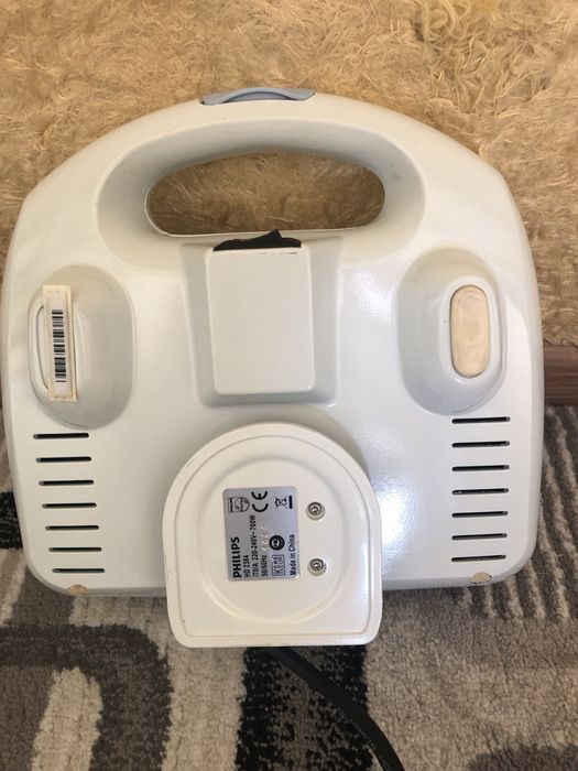 Сендвичница PHILIPS