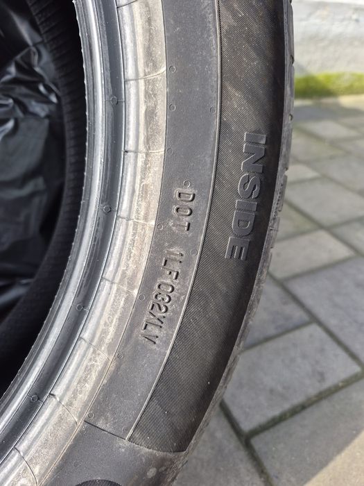 Vand anvelope Continental vara 235 50r19 utilizate 1000 km