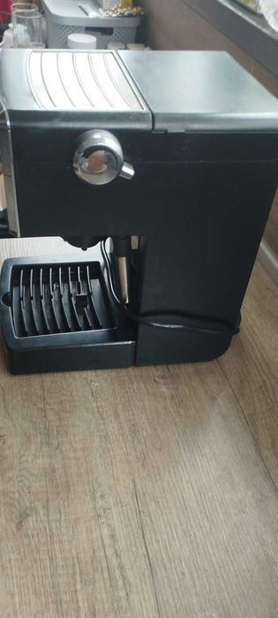 Еспресо кафемашина Saeco Poemia