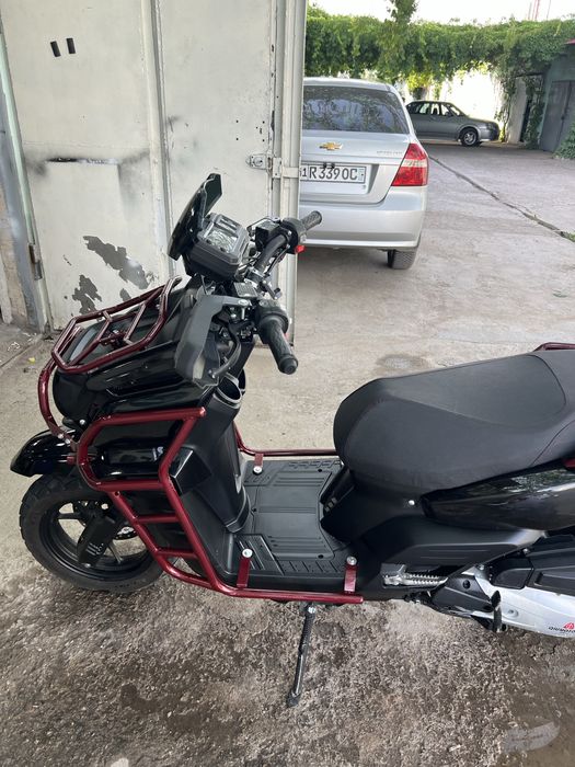 Skuter Tank 150 cc