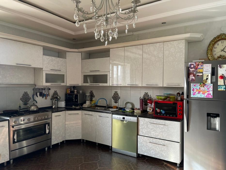 Продается Кухонное гарнитур