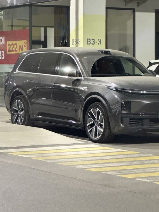 Lixiang Li9 ultra 2025