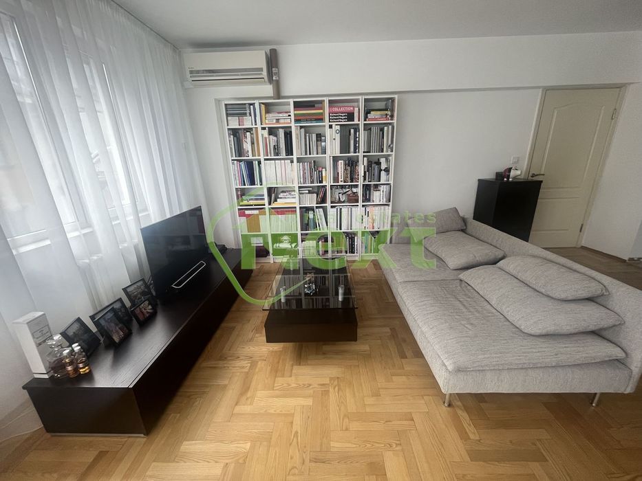 Дава се под наем Тристаен апартамент в София, Център - 120 кв.м за 1100 € - Снимка #3