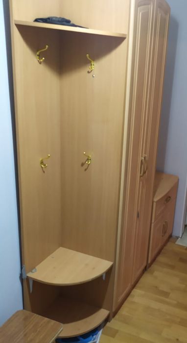 Шкаф и трюмо в прихожую