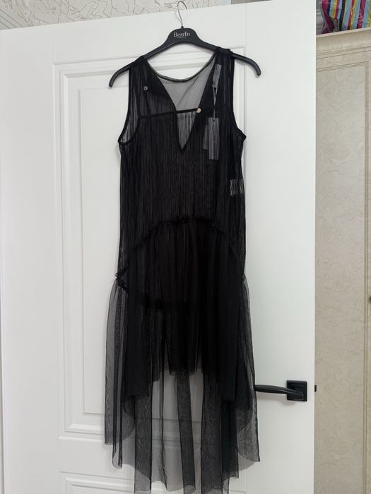 Продается платье кофта прозрачная черная от бренда Rinascimento