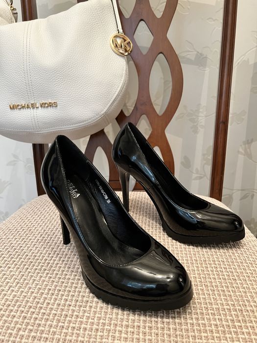 Туфли кожаные лак