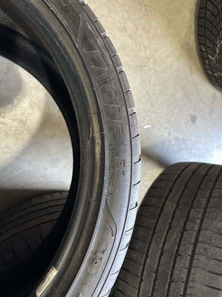 285/35/22//265/35/22 Goodyear