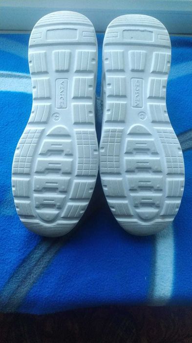 Кроссовки мужские ADIDAS