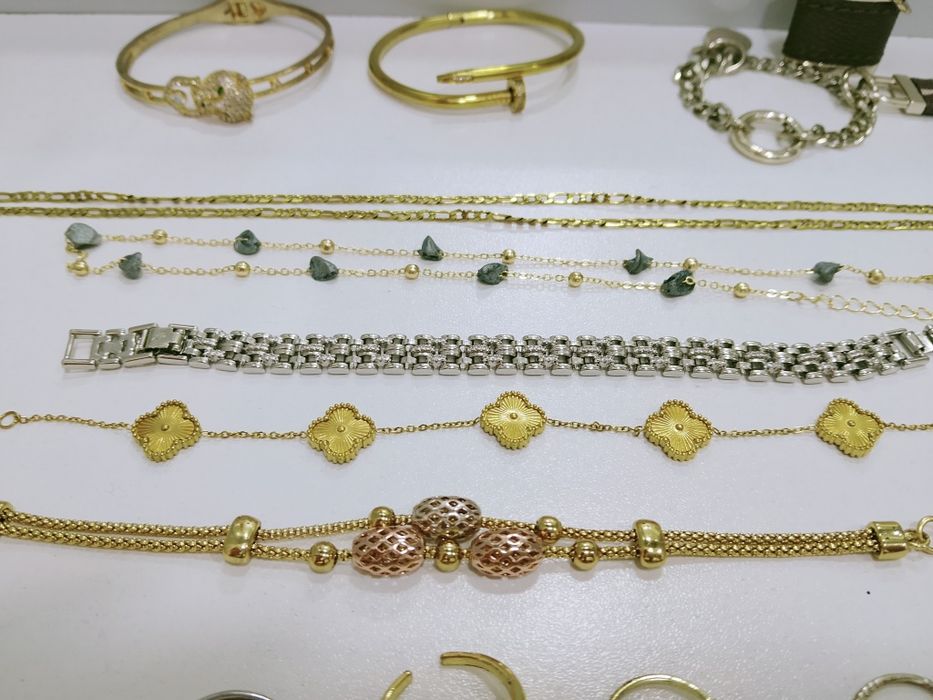 Лот бижута ,всички за 30лв