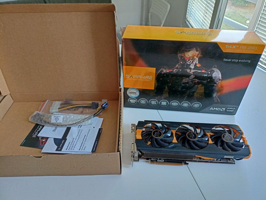 Видео карта SAPPHIRE R9 290 4GB