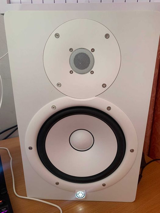 студийные монтиоры Yamaha hs8