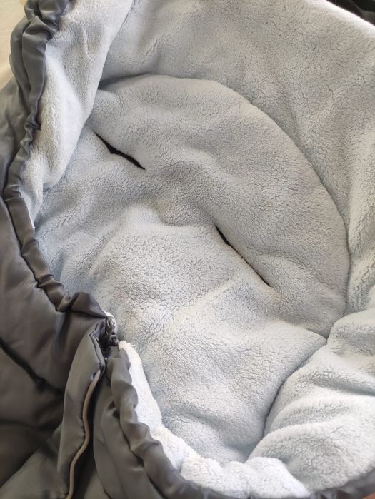 Vând sac de iarnă.