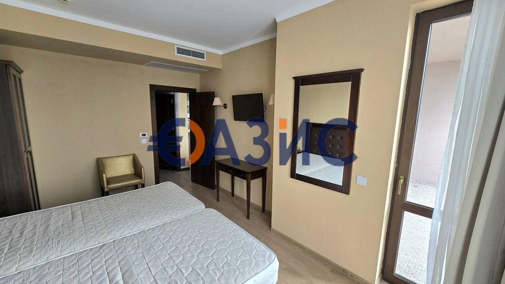 Продава се Двустаен апартамент в к.к. Слънчев бряг - 68 кв.м за 675 €/кв.м - Снимка #10