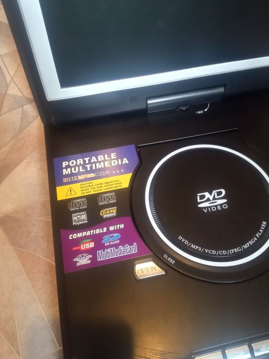 Продам мини ДВД.. плеер...