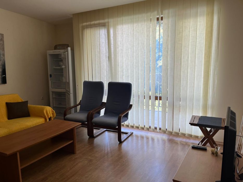 Продава се, 3-стаен, Св. Влас,  Елените, първа линия!