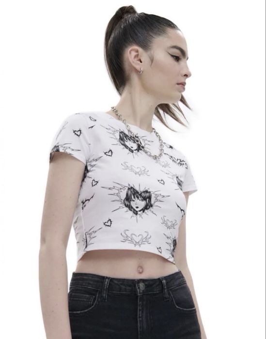 Одежда (джинсы топы кофта)