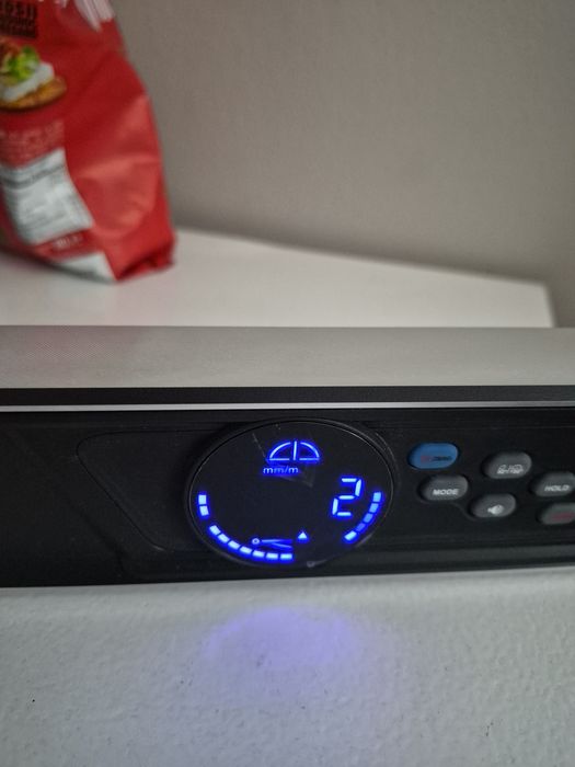 Nivela digitala noua