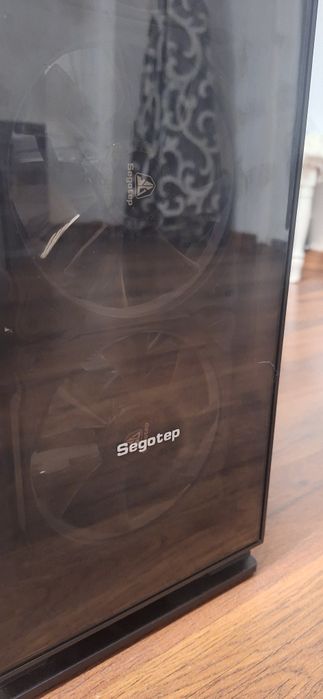 Carcasa PC Gaming Segotep