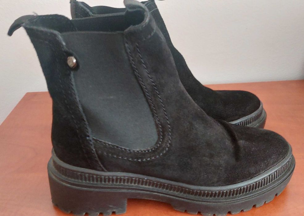 Дамски боти естествен велур