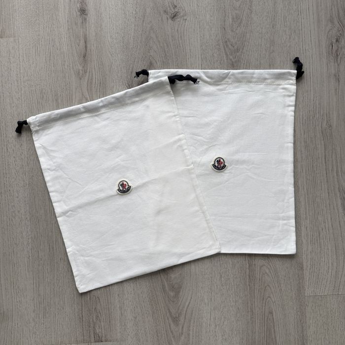 2 Нови Moncler Dust Bag Плика