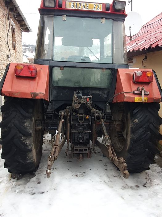 Vând Tractor Case 4240 A XL