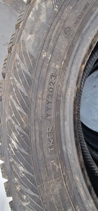 Шины  YOKOHAMA 17 б/у