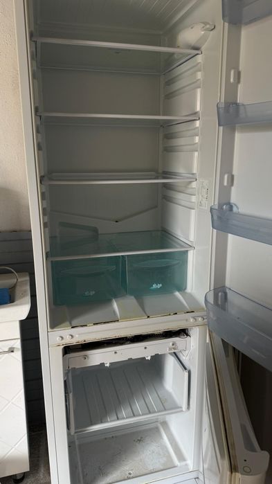 Холодильник в хорошем состоянии