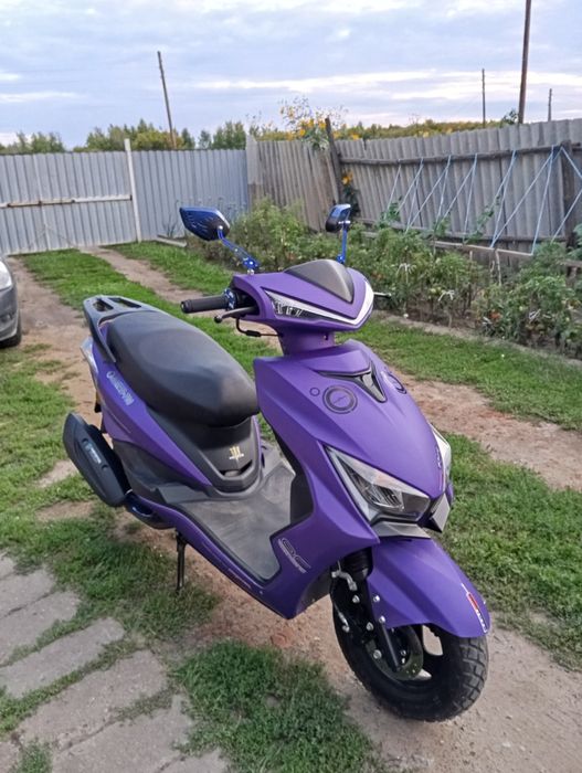 Продам скутер м8 про