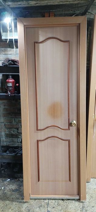 Продам двери межкомнатные