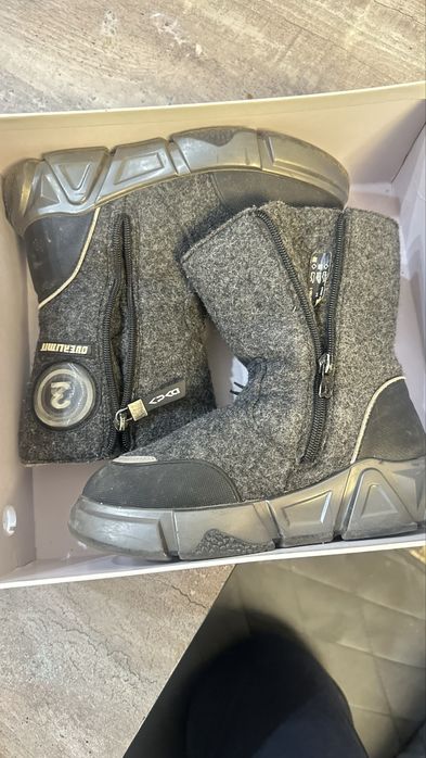 Зимняя обувь / валенки