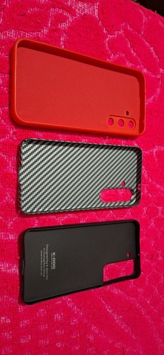 Чехлы для телефонов Samsung