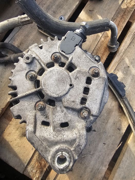 Alternator Nissan Murano 3.5i An 2005