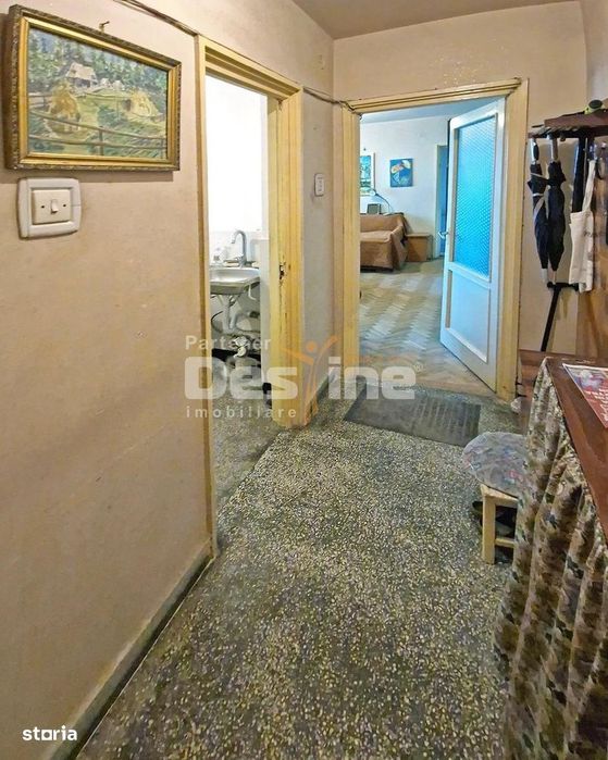 Apartament 3 Camere Semidecomandat