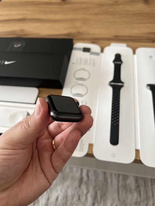 Apple Watch SE 2 40mm
