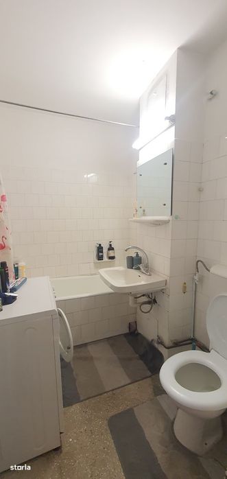 Inchiriez apartament 2 camere,decomandat,Calea Dumbravii (Dioda)