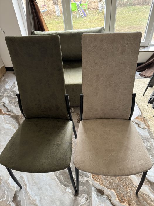 Дивин + 8 бр. столове