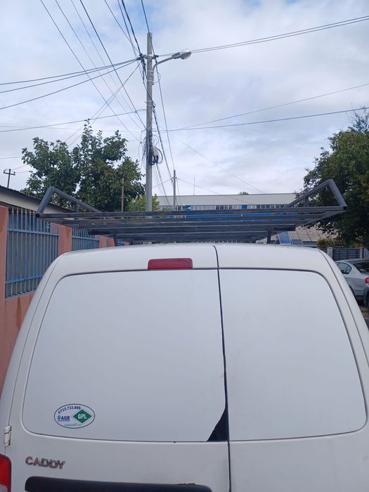 Volkswagen Caddy  2010