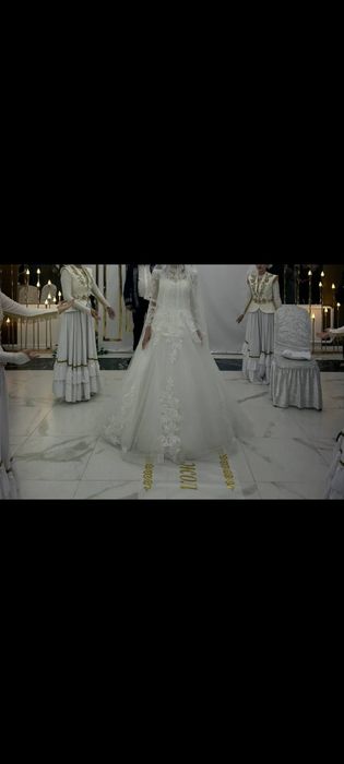 Продам свадебное платье