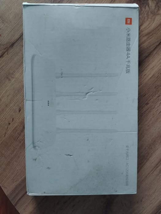 Продам роутер xiaomi