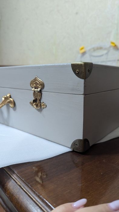 Чемоданчик с ручной росписью