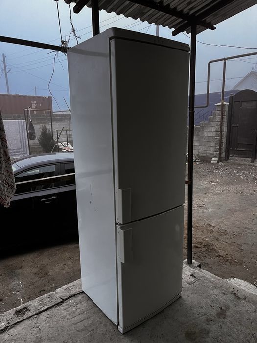 Холодильник продаю