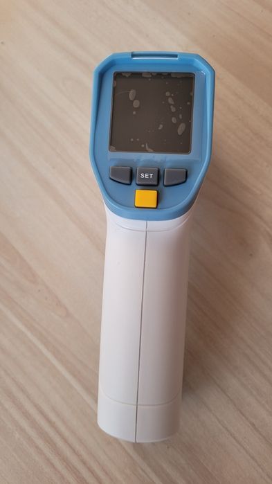 Безконтактен инфрачервен термометър Ut305h