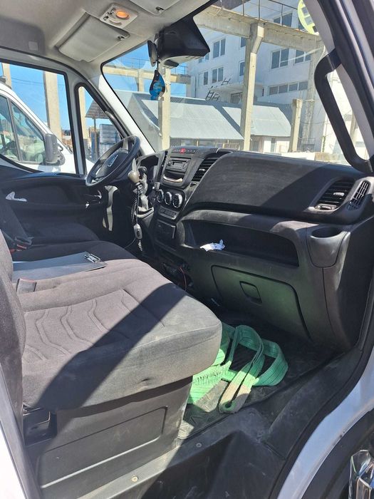 VÂND IVECO DAILY 3.0 CU MACARA