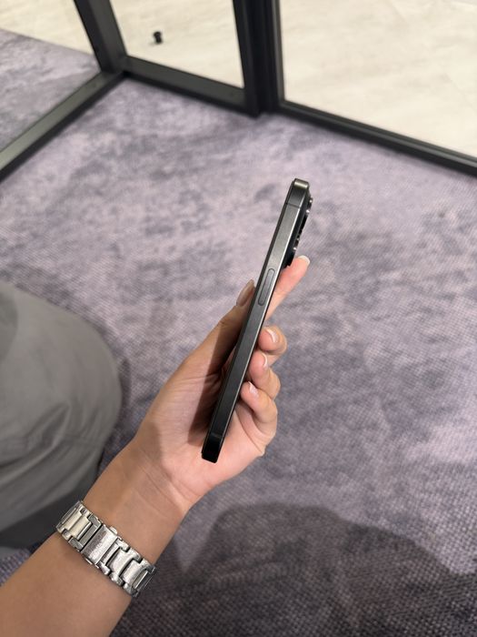 iPhone 15 Pro, 128 GB
