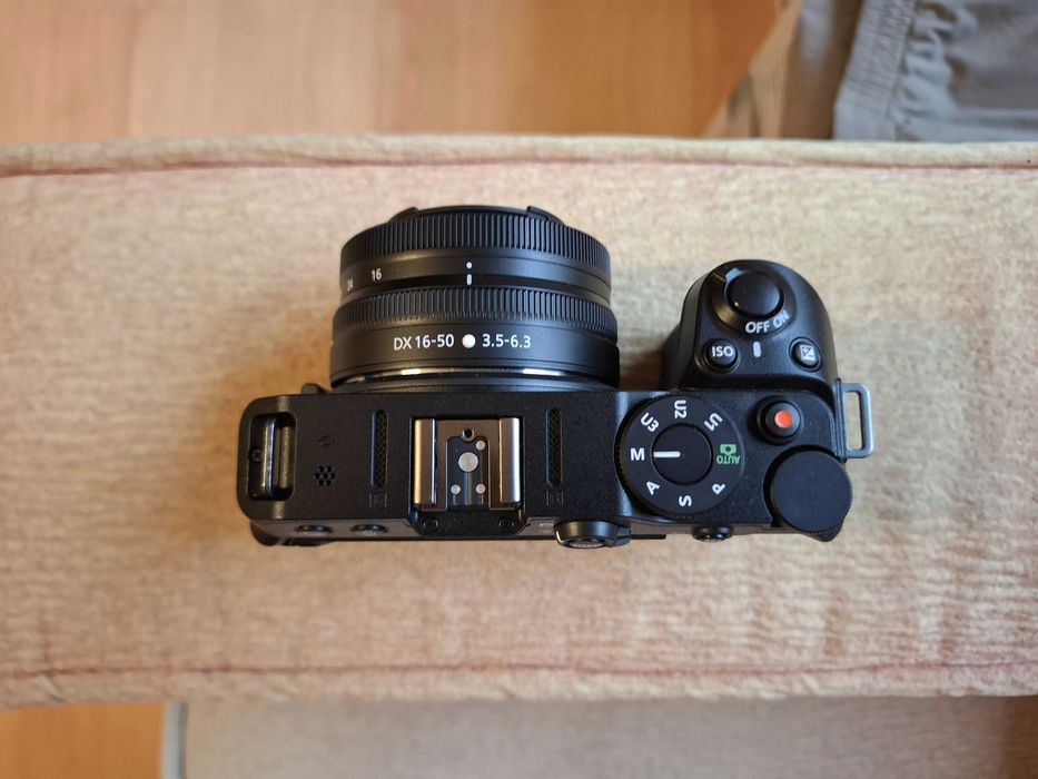Aparat foto mirrorless Nikon Z30 cu obiectiv Z DX 16-50mm