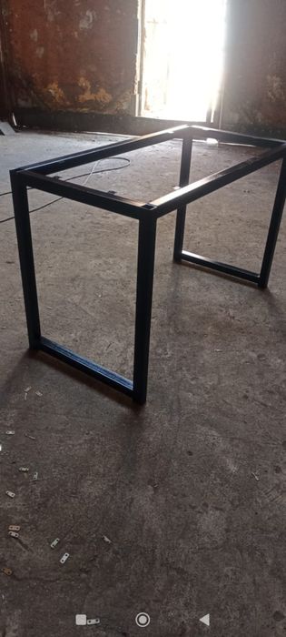 Продам каркасы стол офисный прочный