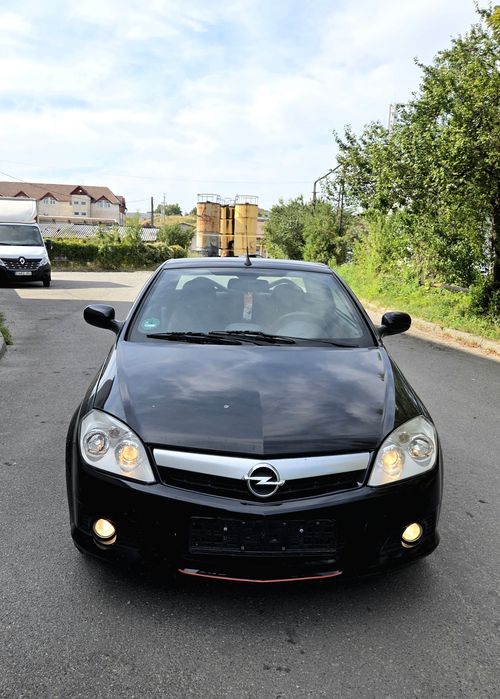 Opel Tigra Twin Top 1.4 benzină Linea Rossa