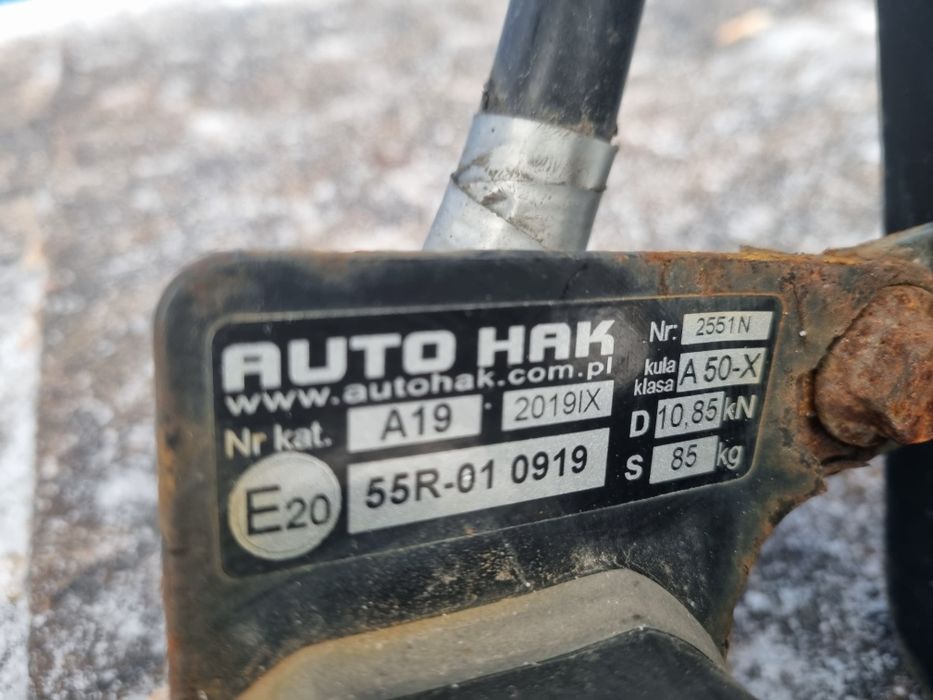 Фаркоп на Audi A6С5.