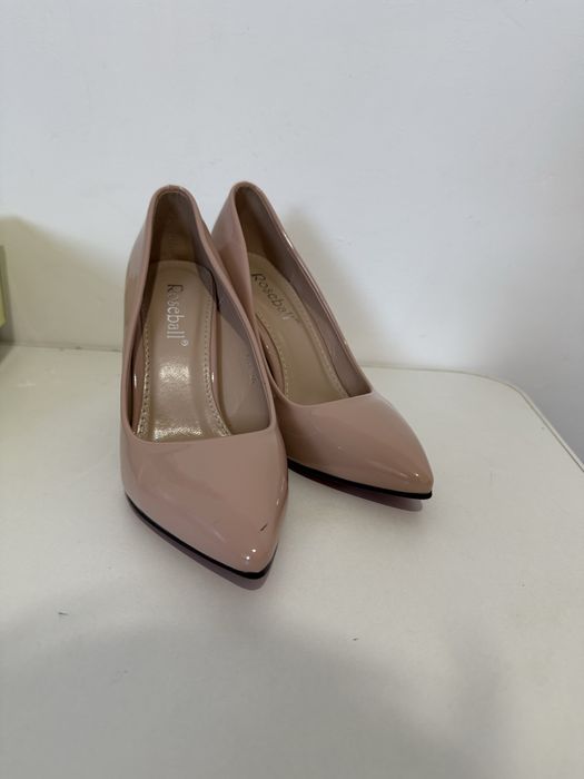 Продам туфли пазмер 34