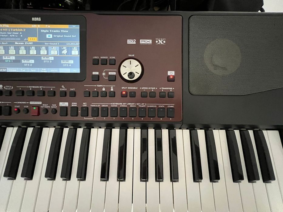 Korg Pa700 (Vând)